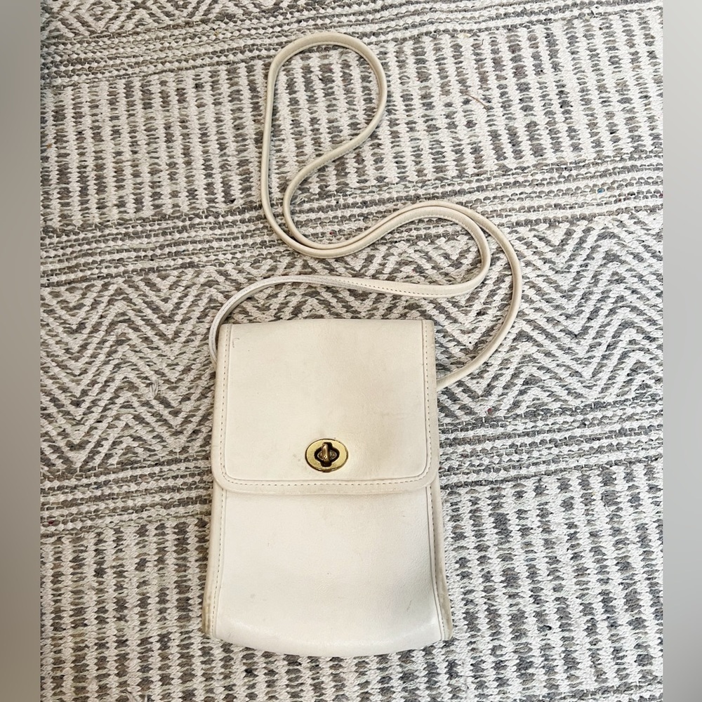 Vintage 90's Coach Classic Bone Cream Leather Scooter Crossbody Bag RARE color - Picture 8 of 9